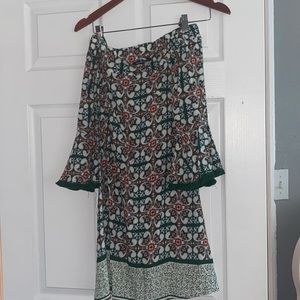Lulu’s green dress